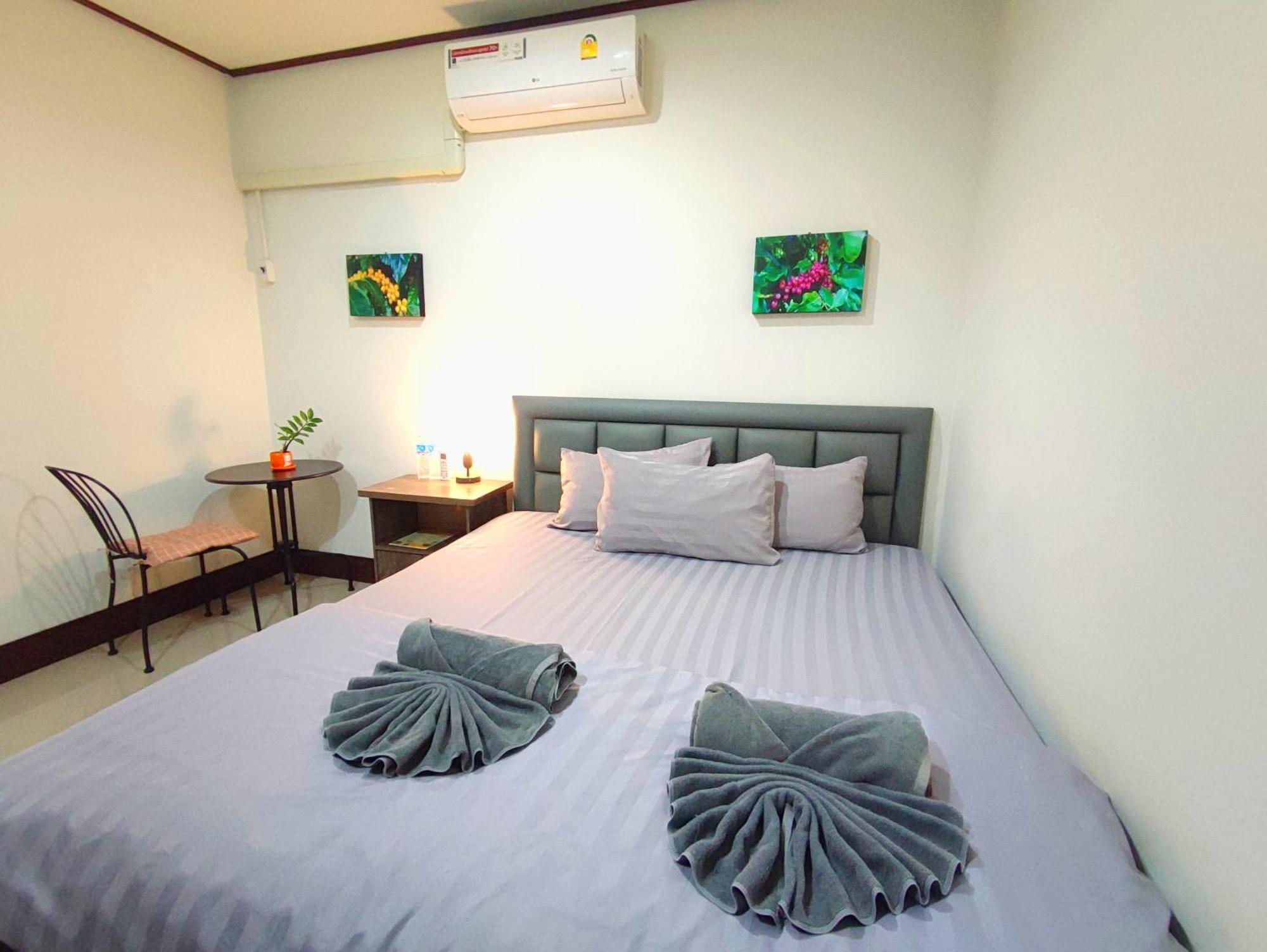 เกสต์เฮาส์ชูบีมา Guesthouse Chubeema Coffee & Tea Ban Mai Ngae Стая снимка